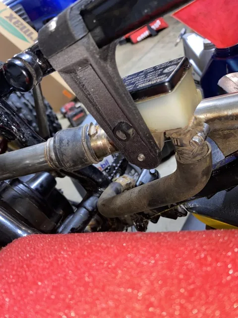 Suport rezervor lichid frână Honda TRX250R