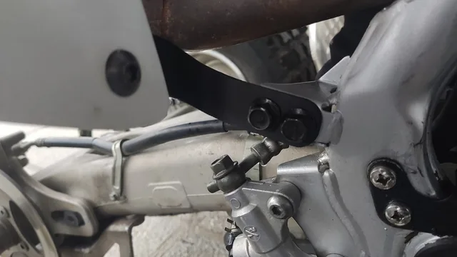 Suport apărătoare noroi Yamaha YFZ450