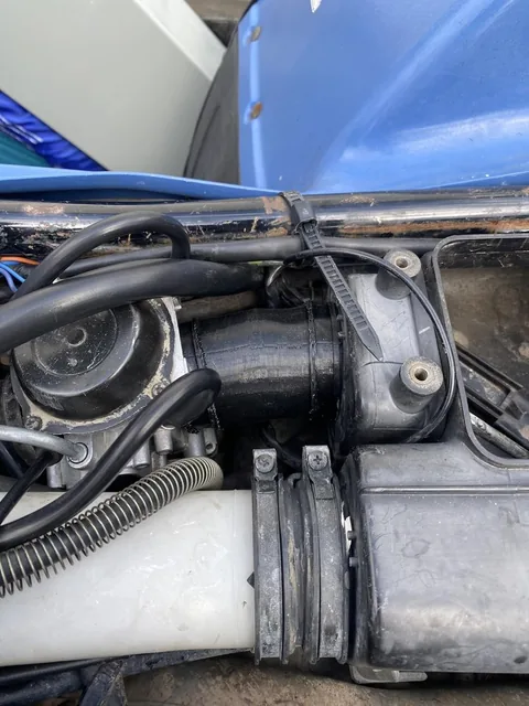 Racord admisie Suzuki LT4WD