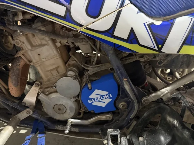 Apărătoare pinion Suzuki LTZ 400