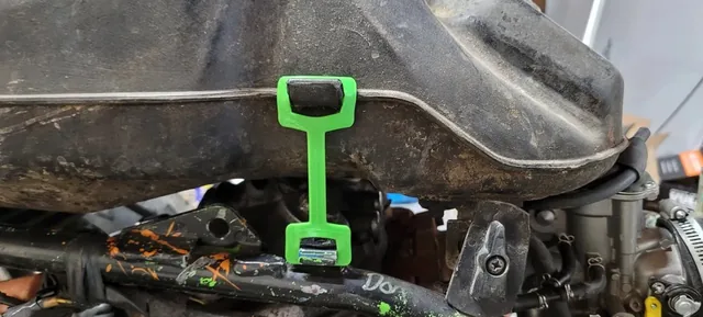 Chingă rezervor Honda 400EX din TPU