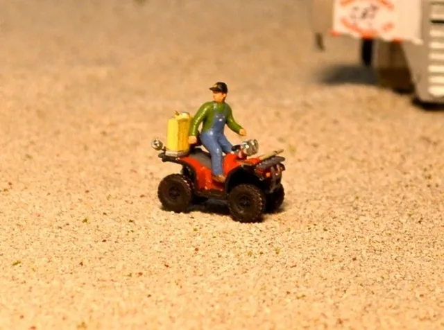 Miniatură quad la scara 1:64