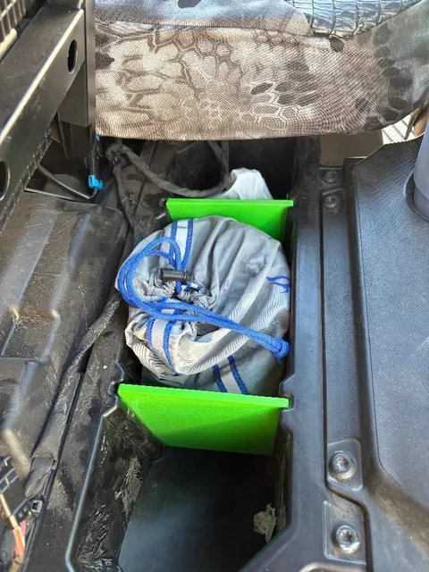 Separatoare sub scaun Polaris Ranger 1500XD